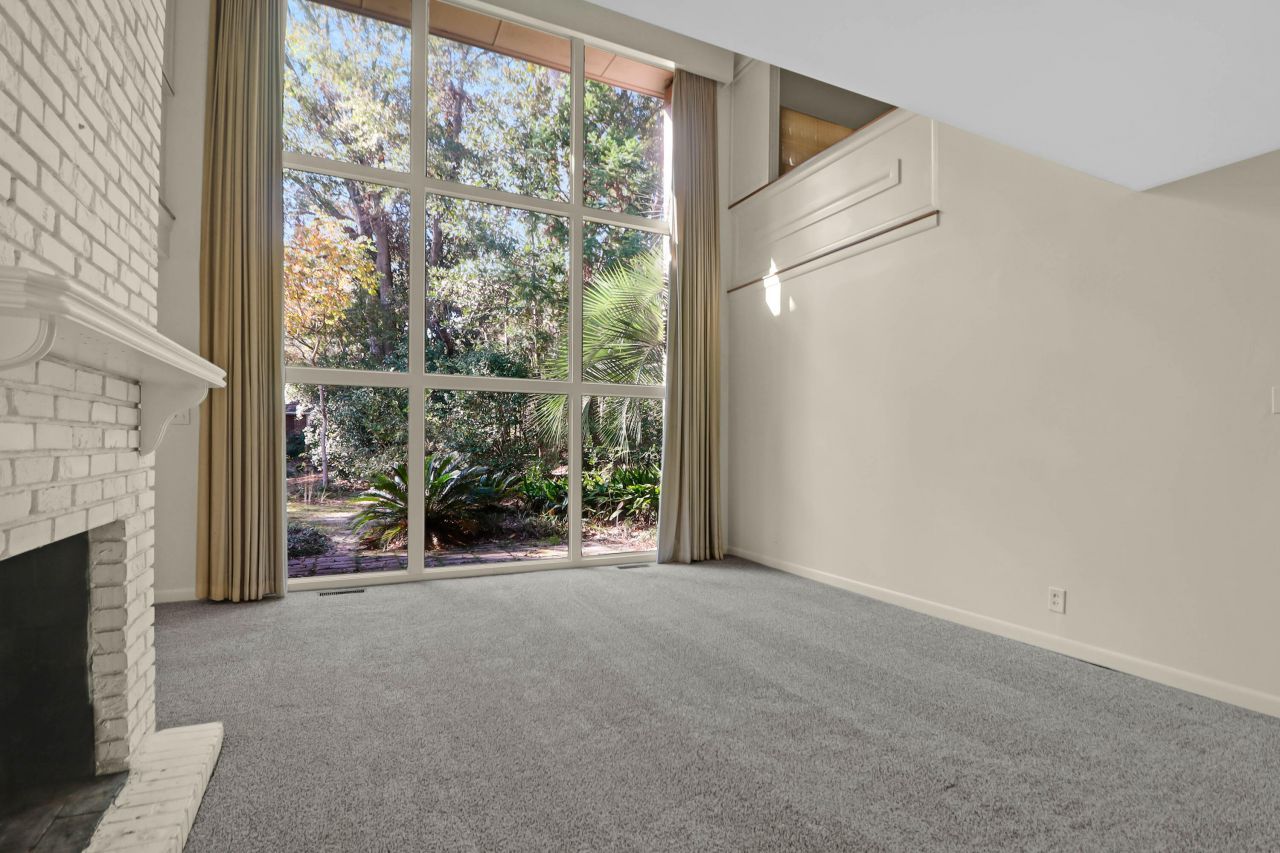 102 Candlelite Path Photo 8