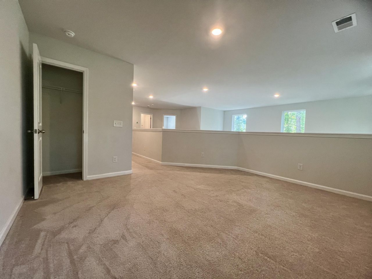 109 Rosefield Court Photo 18