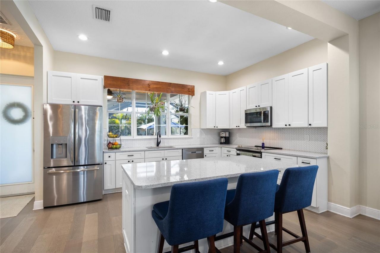 1854 13th Avenue N, Saint Petersburg, FL 33713 Photo