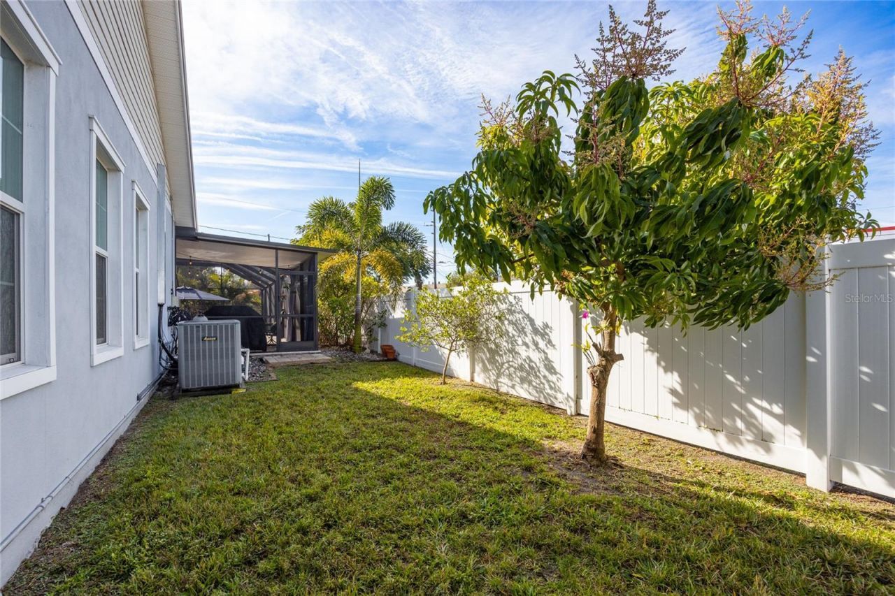 1854 13th Avenue N, Saint Petersburg, FL 33713 Photo