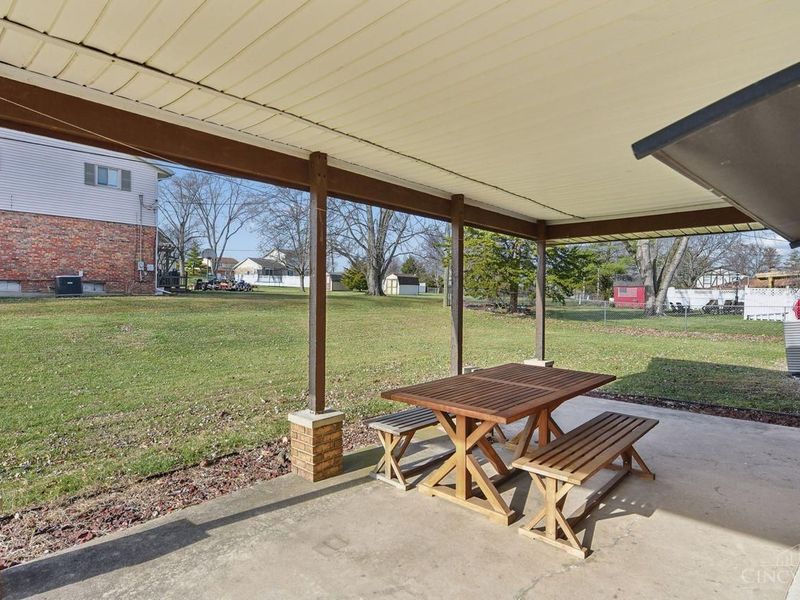 1600 Woodhall Court, Middletown, OH 45042 Photo 13
