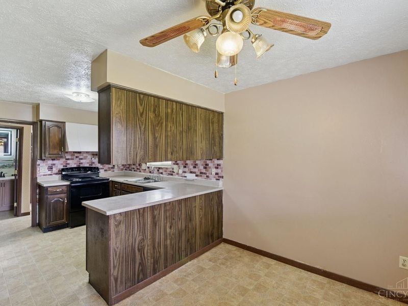 1600 Woodhall Court, Middletown, OH 45042 Photo 18
