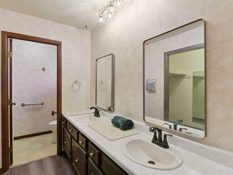 1600 Woodhall Court, Middletown, OH 45042 Photo 33