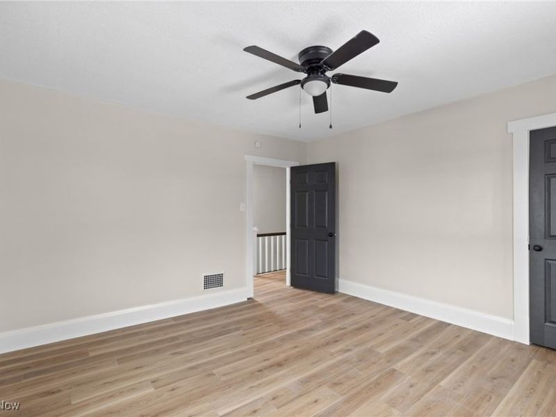 900 N 6th Street, Martins Ferry, OH 43935 Photo 23