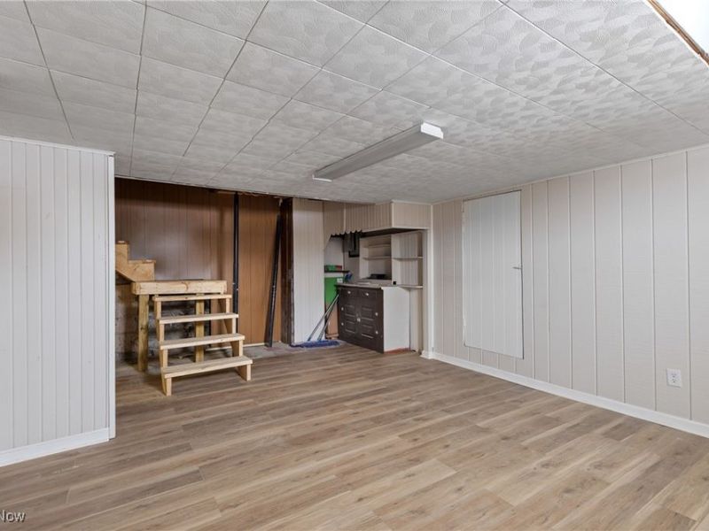 900 N 6th Street, Martins Ferry, OH 43935 Photo 29