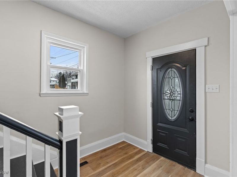 900 N 6th Street, Martins Ferry, OH 43935 Photo 5