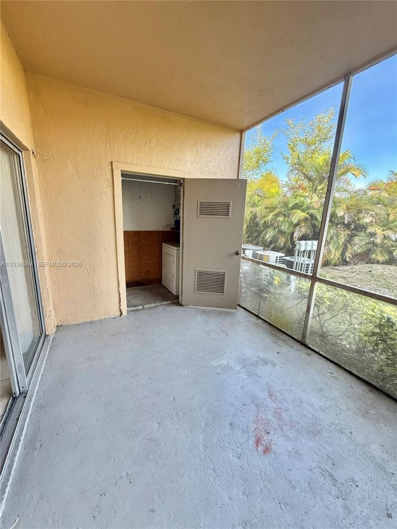 15325 SW 106 Te, Unit 604, Miami, FL 33196 Photo