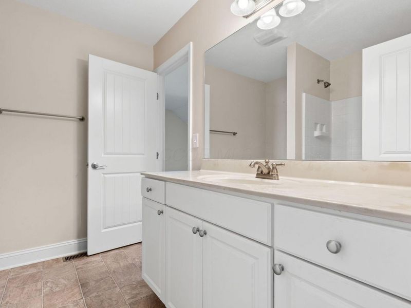 145 Glen Mawr Circle, Delaware, OH 43015 Photo 14