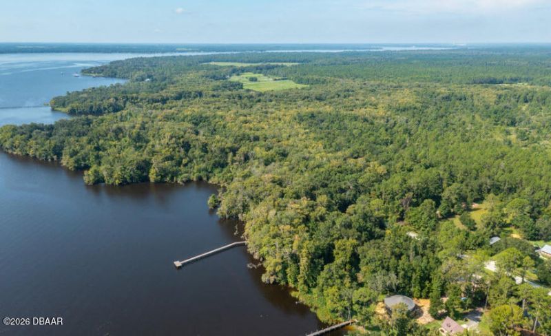 254 Saint Johns Drive, Palatka, FL 32177 Photo