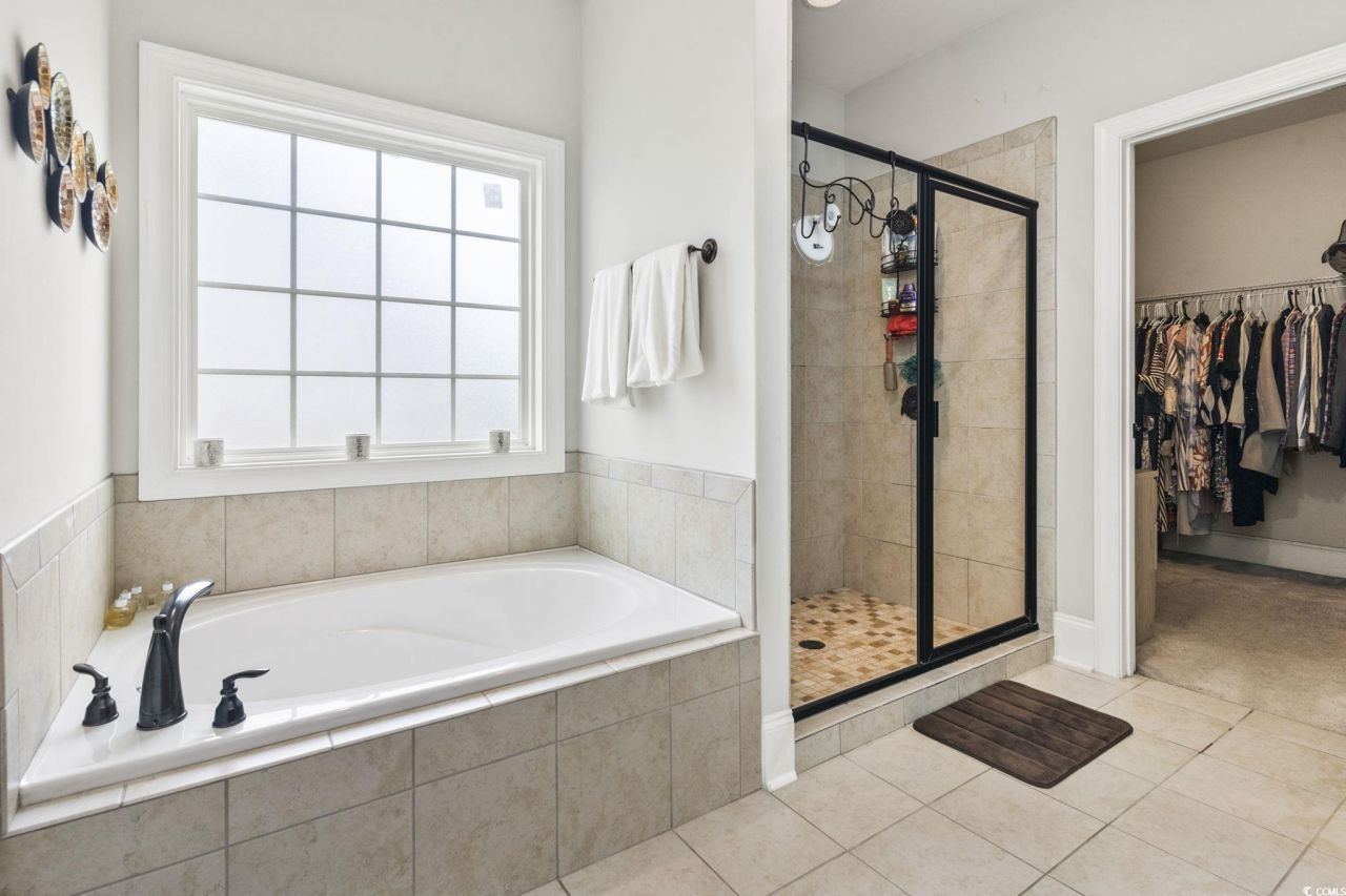 586 Indigo Bay Circle Photo 12