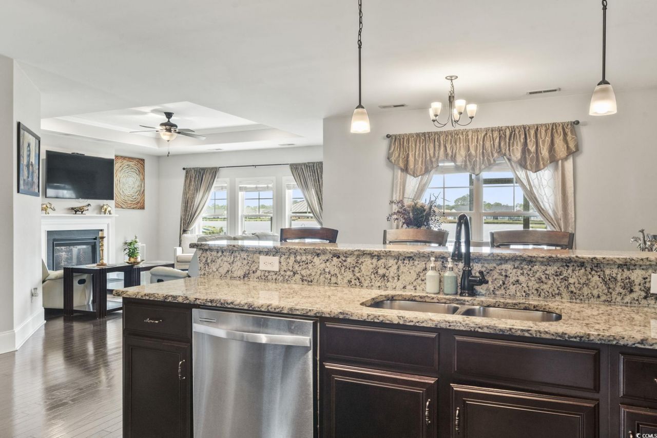 586 Indigo Bay Circle Photo 8