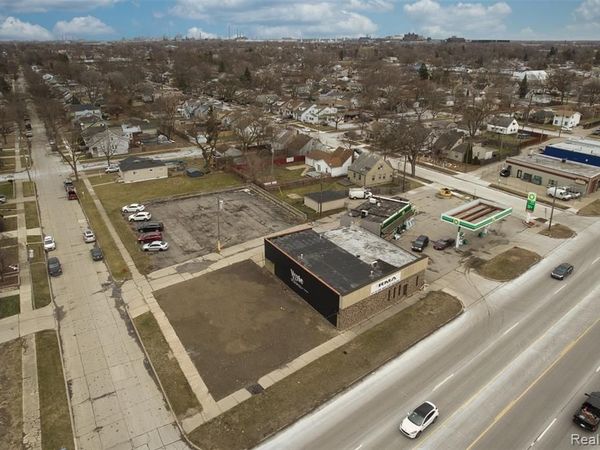 722 Southfield Road, Lincoln Park, MI 48146