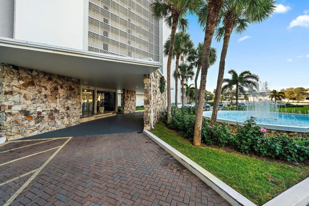 336 Golfview Road, Unit 719, North Palm Beach, FL 33408 Photo