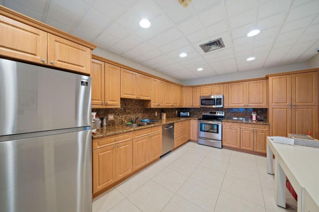 336 Golfview Road, Unit 719, North Palm Beach, FL 33408 Photo