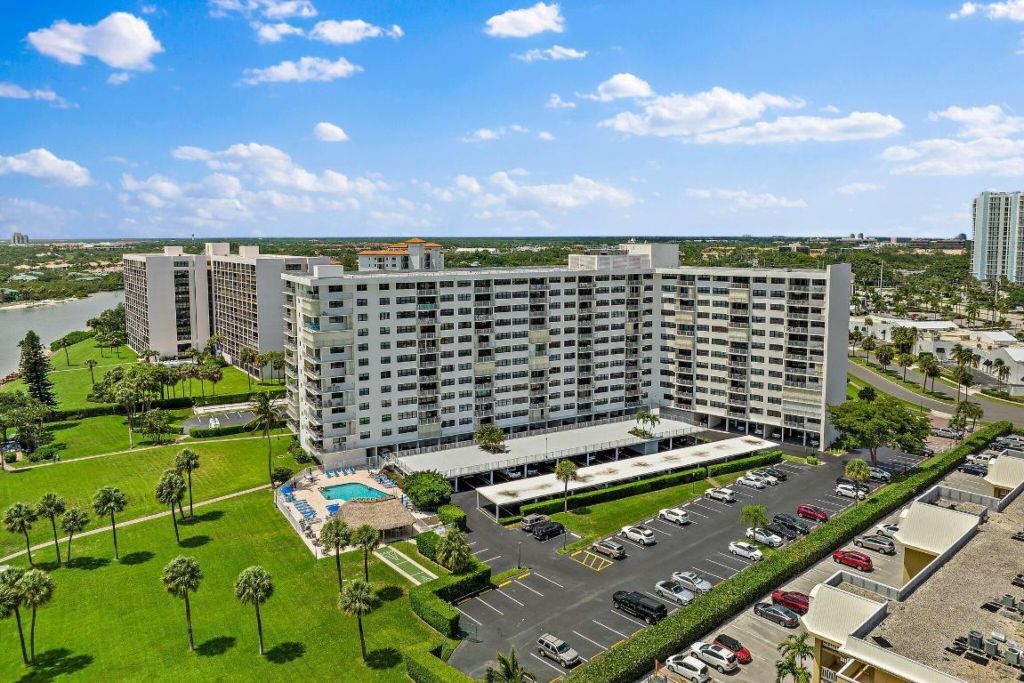 336 Golfview Road, Unit 719, North Palm Beach, FL 33408 Photo