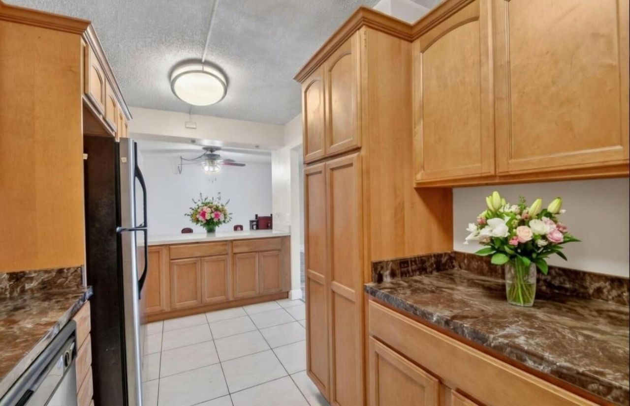 1013 Green Pine Boulevard, Unit G1, West Palm Beach, FL 33409 Photo