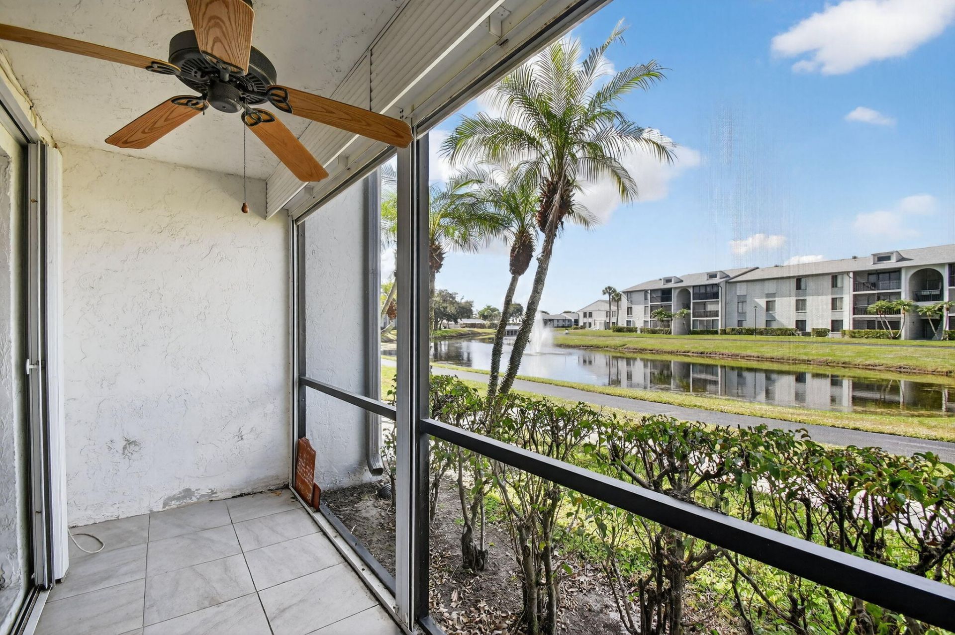 1013 Green Pine Boulevard, Unit G1, West Palm Beach, FL 33409 Photo