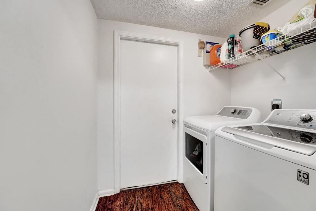 2008 Normandy Circle, West Palm Beach, FL 33409 Photo