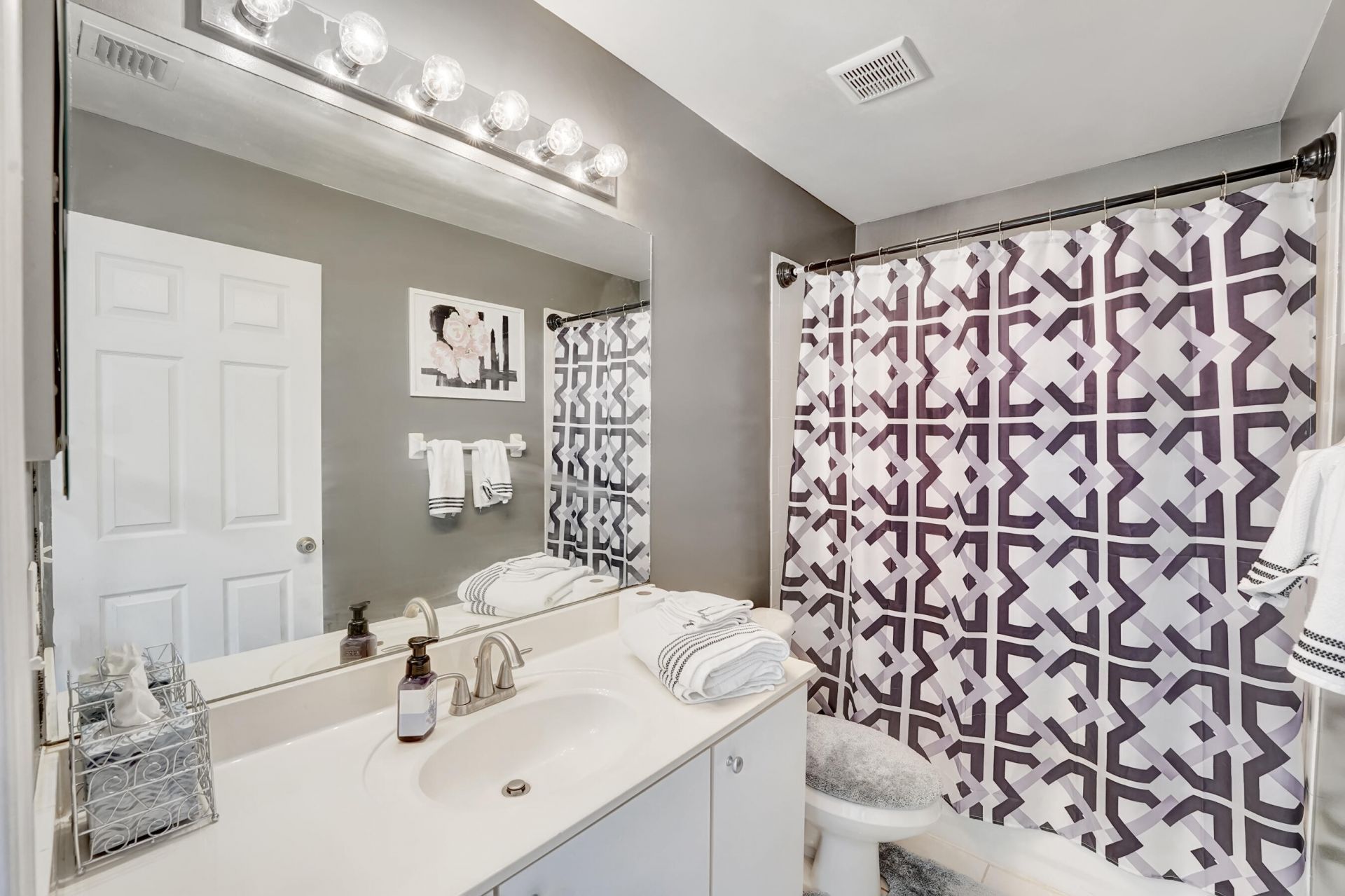 2008 Normandy Circle, West Palm Beach, FL 33409 Photo
