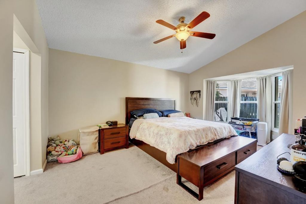 2008 Normandy Circle, West Palm Beach, FL 33409 Photo