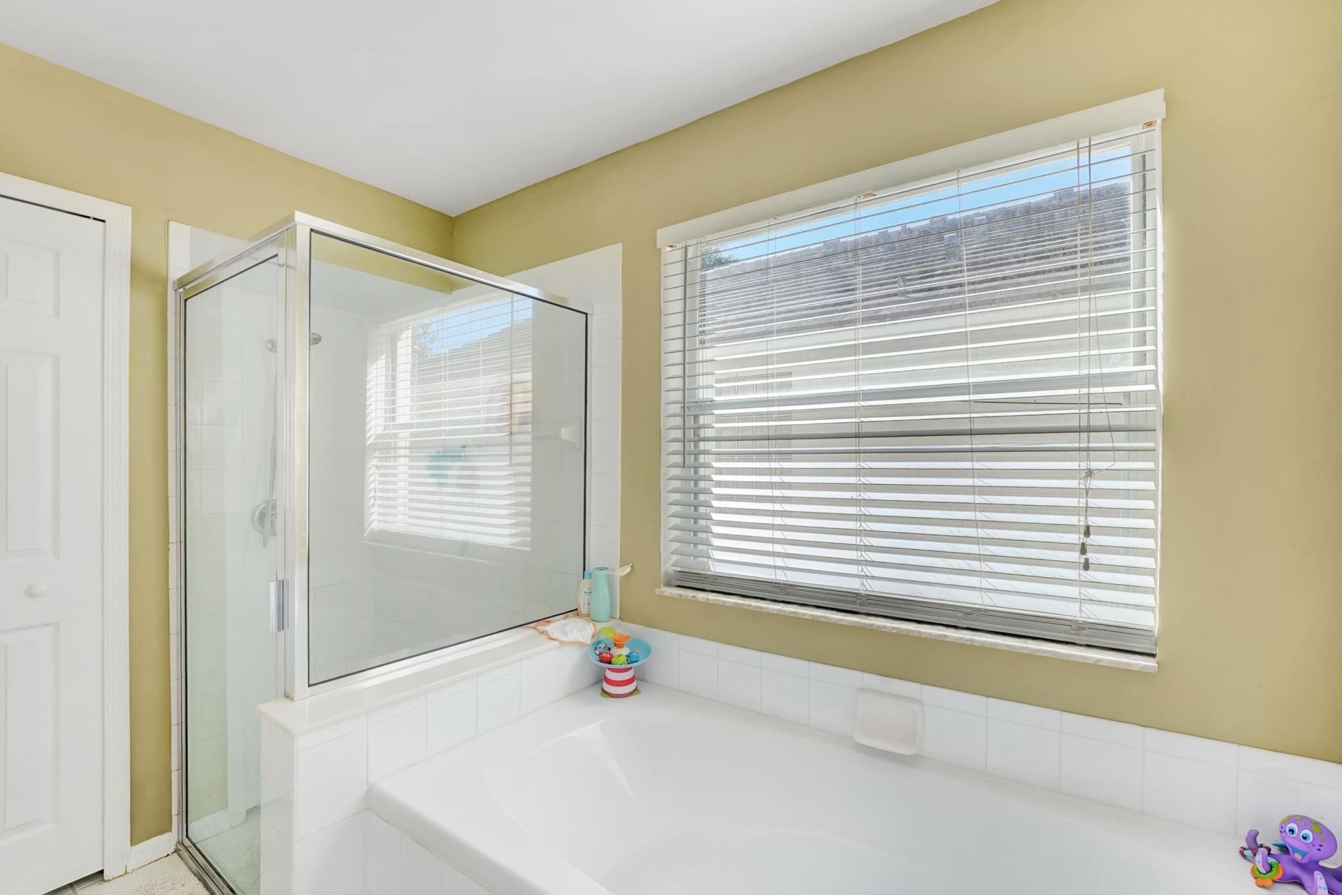 2008 Normandy Circle, West Palm Beach, FL 33409 Photo