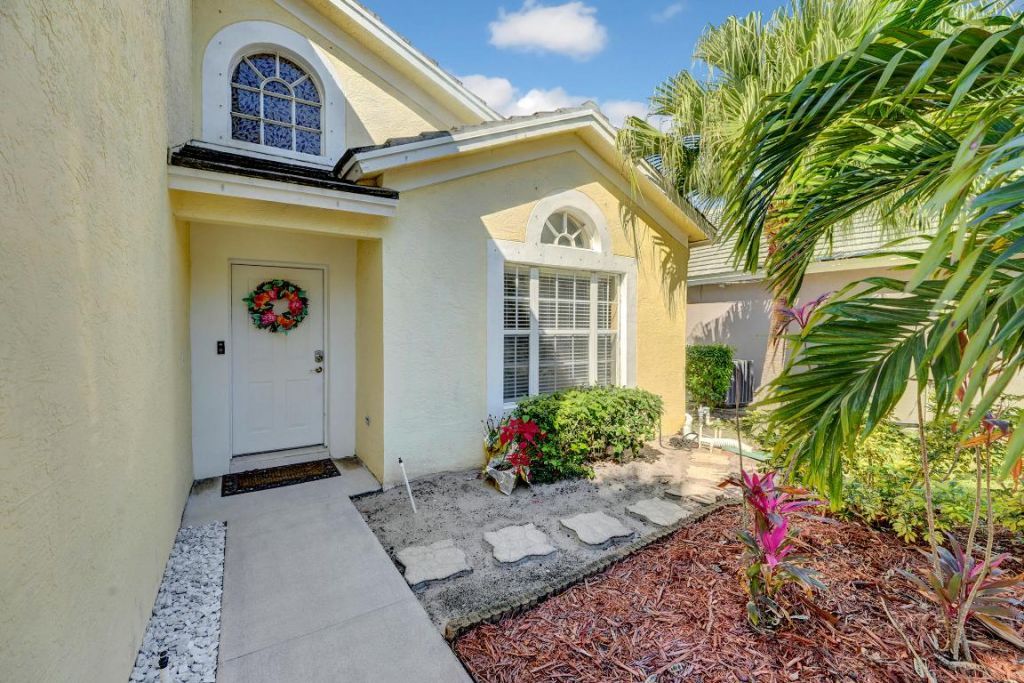 2008 Normandy Circle, West Palm Beach, FL 33409 Photo