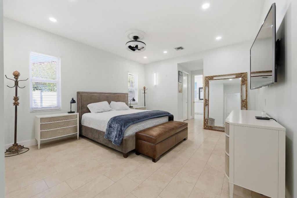 1685 SW 17th Street, Boca Raton, FL 33486 Photo