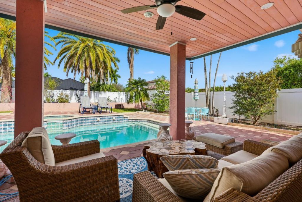 1685 SW 17th Street, Boca Raton, FL 33486 Photo