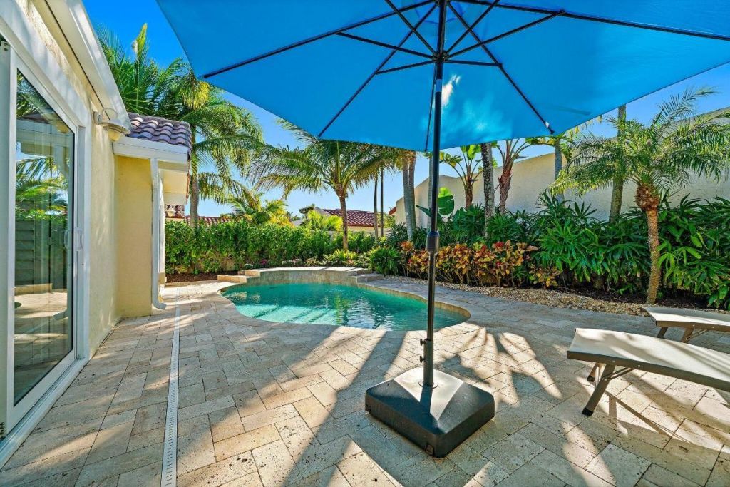 110 E Spearfish Lane, Jupiter, FL 33477 Photo