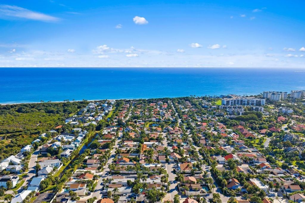 110 E Spearfish Lane, Jupiter, FL 33477 Photo