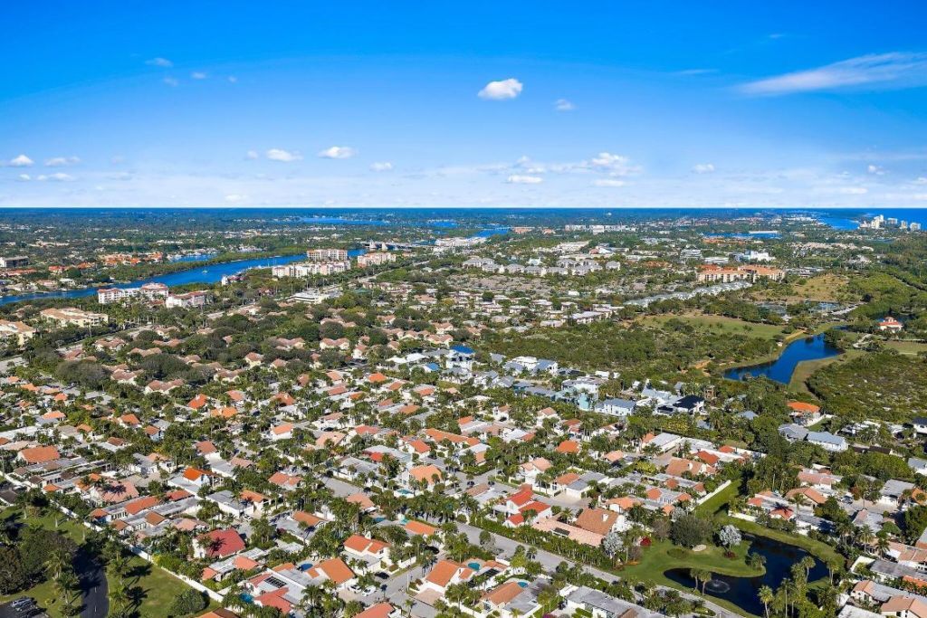 110 E Spearfish Lane, Jupiter, FL 33477 Photo