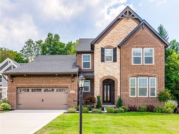 2770 Weeping Pine Drive, Medina, OH 44256