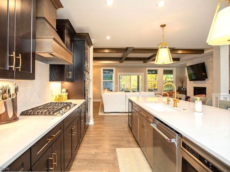 2770 Weeping Pine Drive, Medina, OH 44256 Photo 12