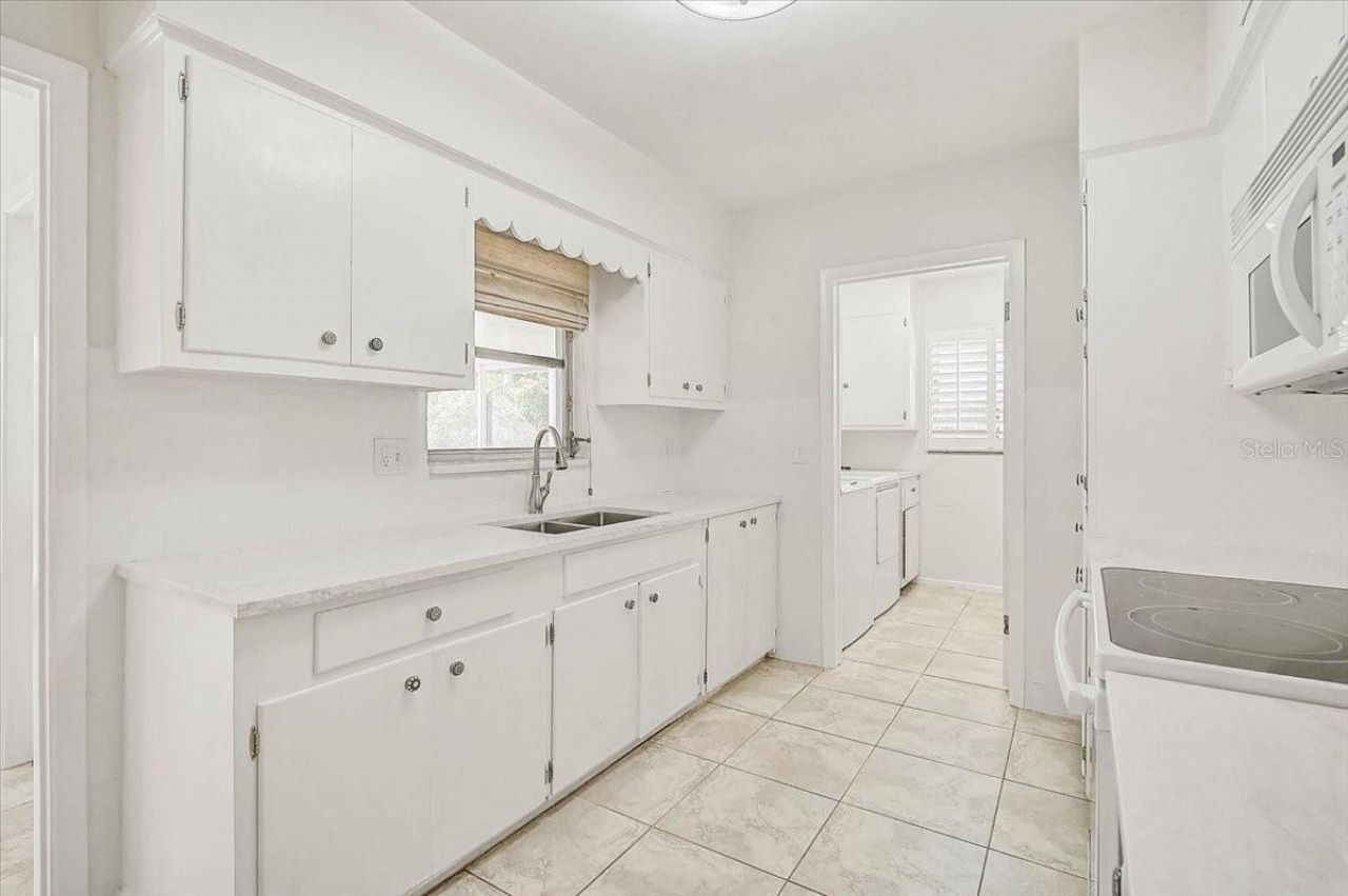 1958 Morris Street, Sarasota, FL 34239 Photo