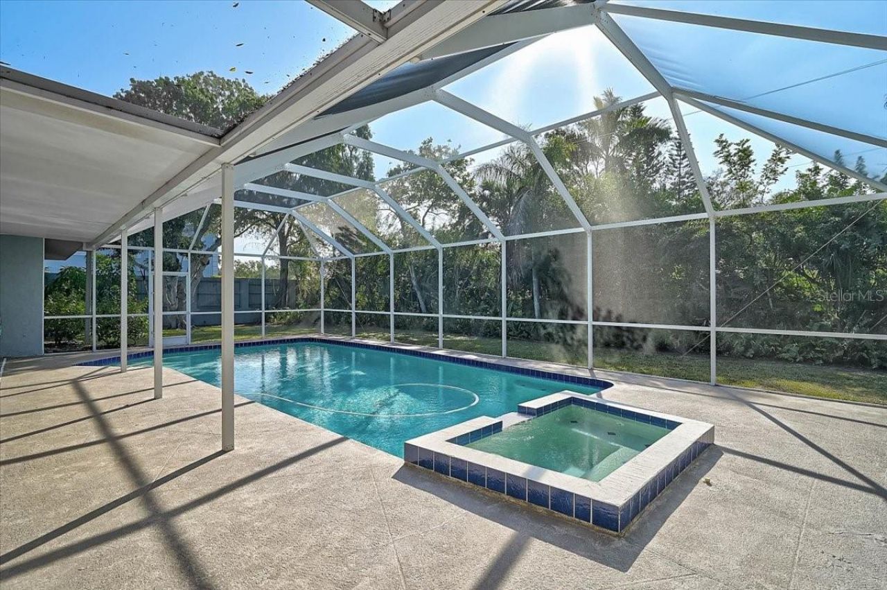 1958 Morris Street, Sarasota, FL 34239 Photo