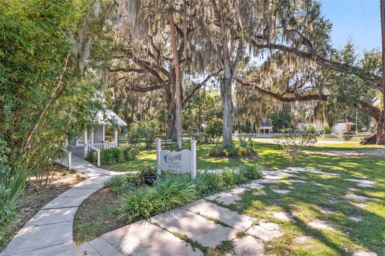 5610 Avenue G, Mc Intosh, FL 32664 Photo