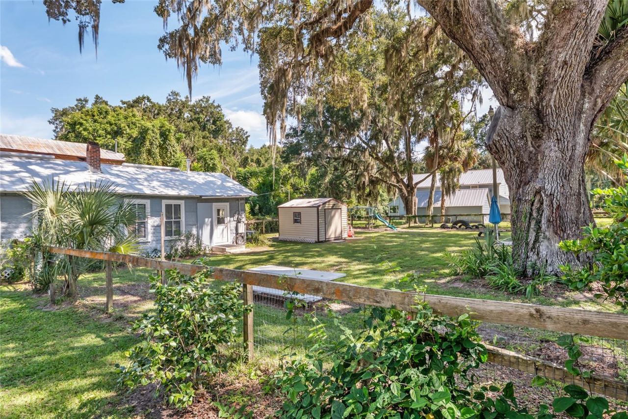 5610 Avenue G, Mc Intosh, FL 32664 Photo