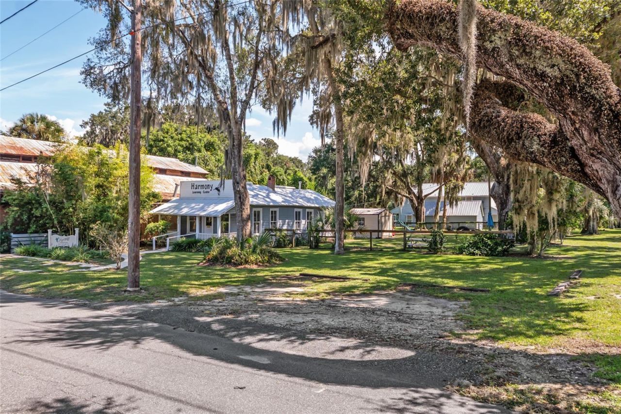 5610 Avenue G, Mc Intosh, FL 32664 Photo