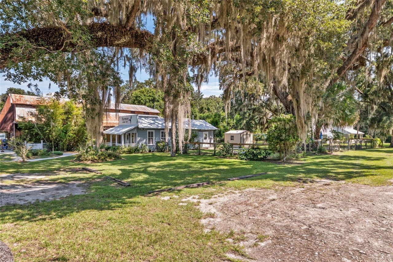 5610 Avenue G, Mc Intosh, FL 32664 Photo