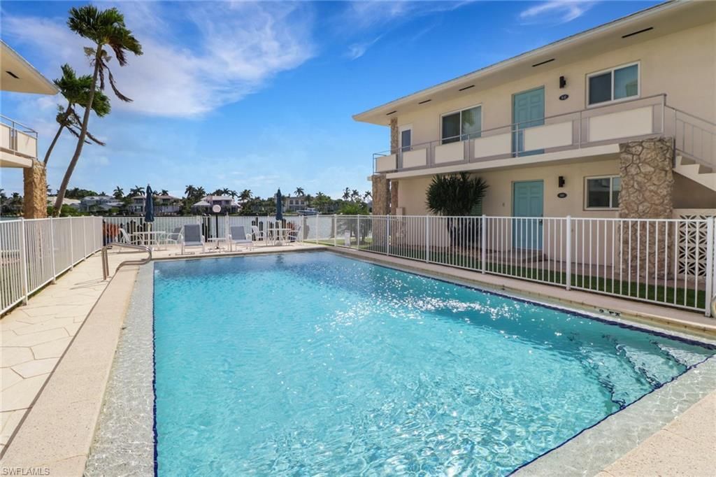 2500 Gulf Shore Blvd N, Unit S10, Naples, FL 34103 Photo