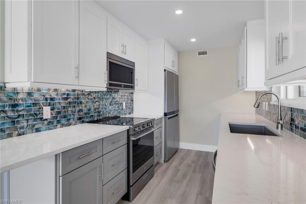 2500 Gulf Shore Blvd N, Unit S10, Naples, FL 34103 Photo