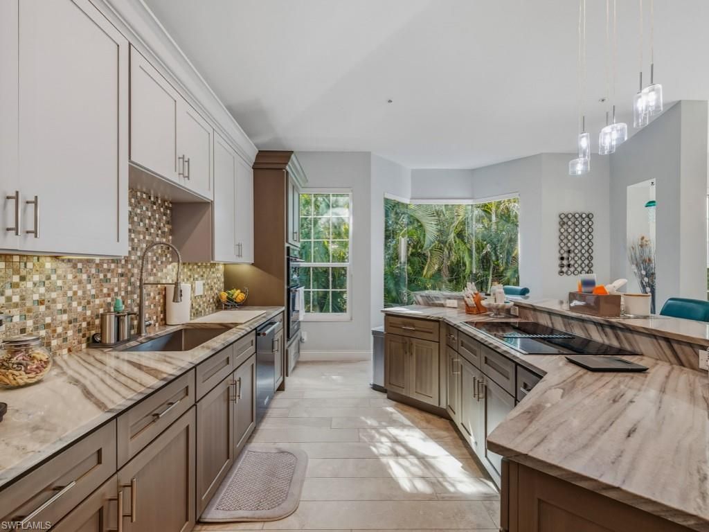 175 Colonade Cir, Naples, FL 34103 Photo