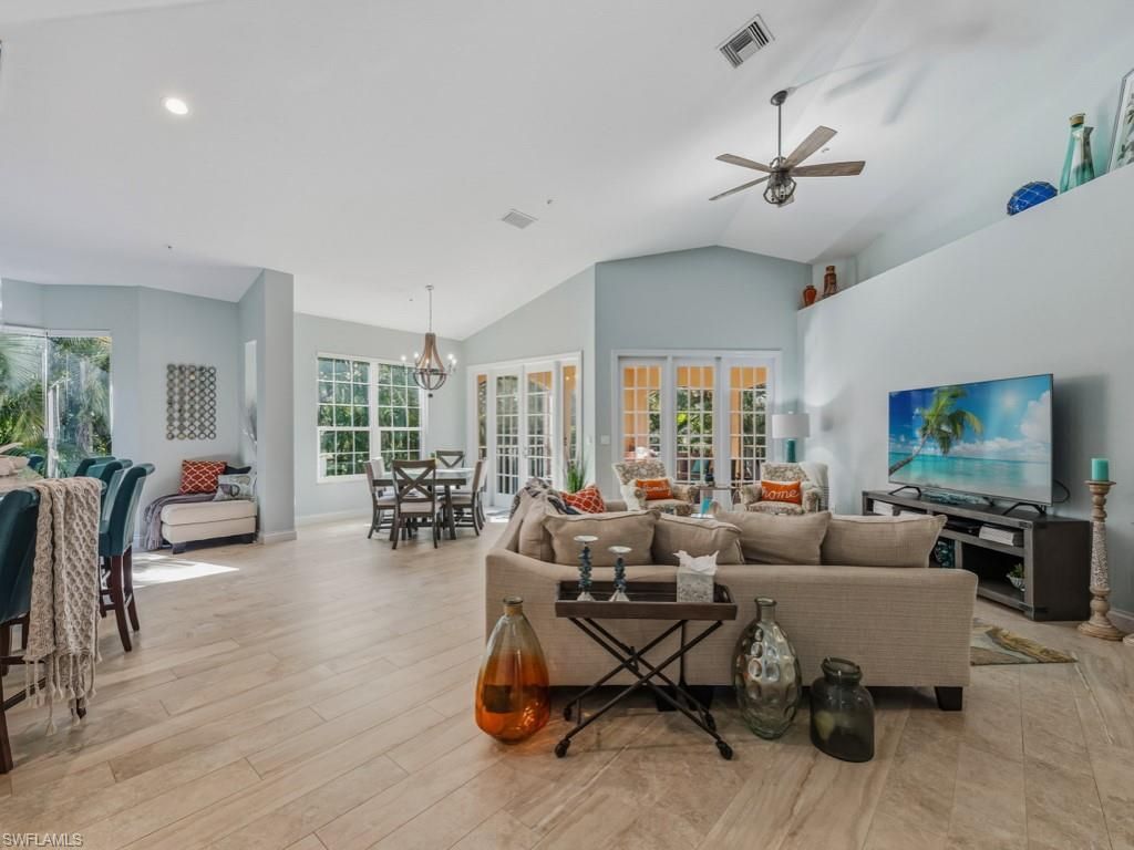 175 Colonade Cir, Naples, FL 34103 Photo