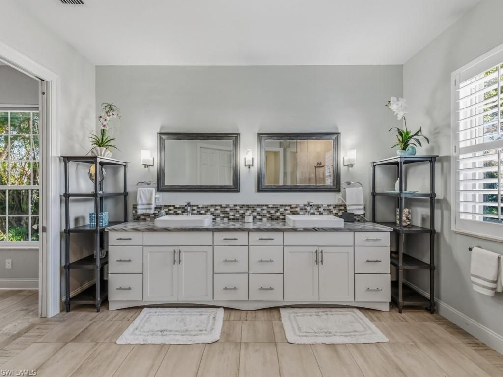 175 Colonade Cir, Naples, FL 34103 Photo