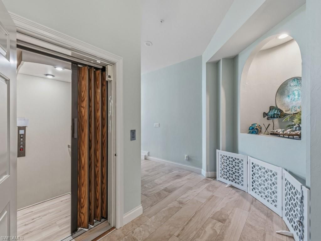 175 Colonade Cir, Naples, FL 34103 Photo