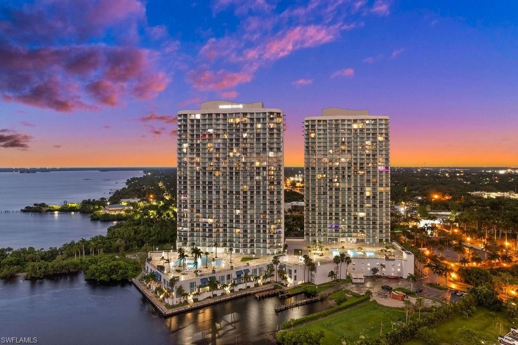 3000 Oasis Grand Blvd, Unit MPH6, Fort Myers, FL 33916 Photo