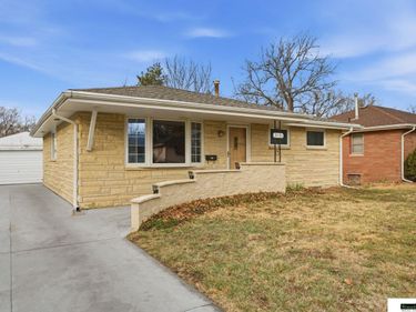 2131 S 60th Street, Lincoln, NE 68506