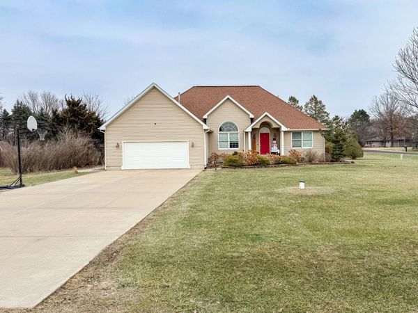 10052 Landmark Drive, Rock Falls, IL 61071