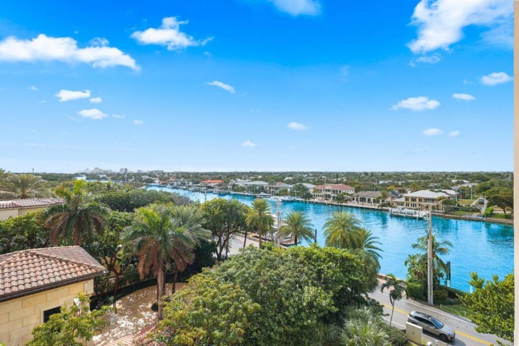 1021 Hillsboro Mile, Unit 504, Hillsboro Beach, FL 33062 Photo