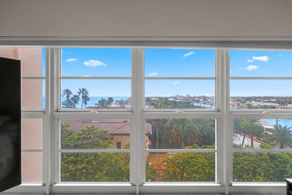 1021 Hillsboro Mile, Unit 504, Hillsboro Beach, FL 33062 Photo